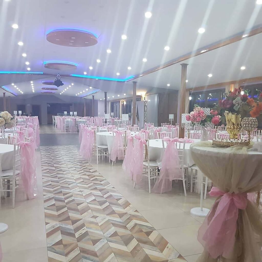 Çamlık Bahçe kapalı salon