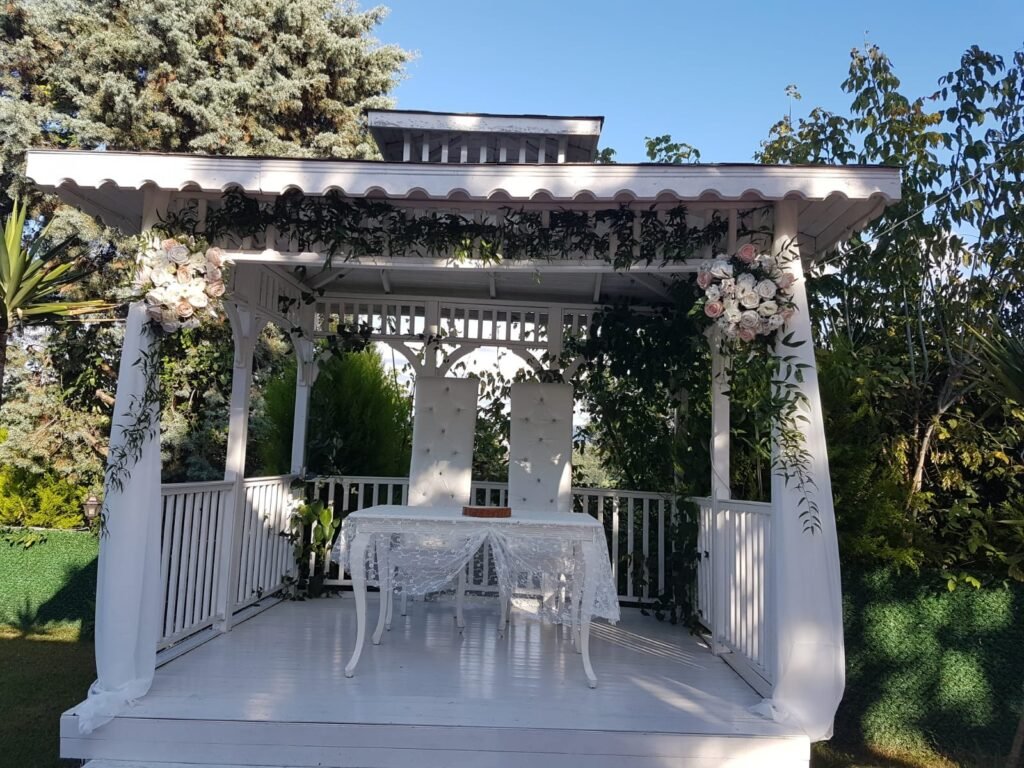 Çamlık Bahçe kır bahçesinde düğün