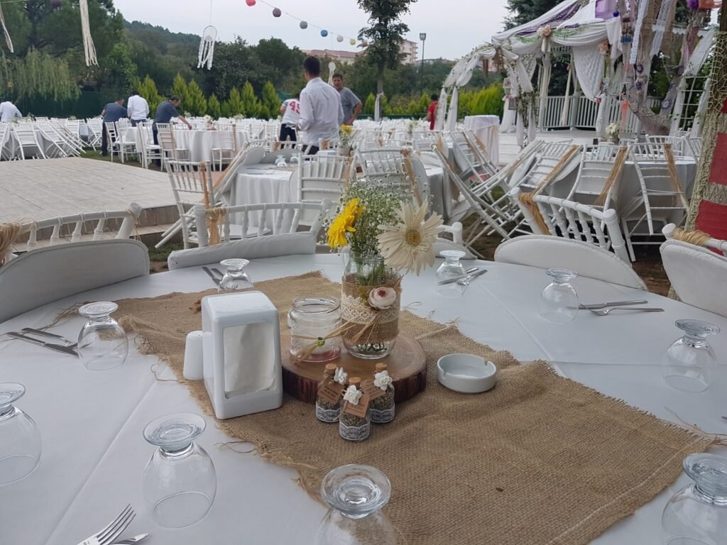 Çamlık Bahçe kır bahçesinde düğün